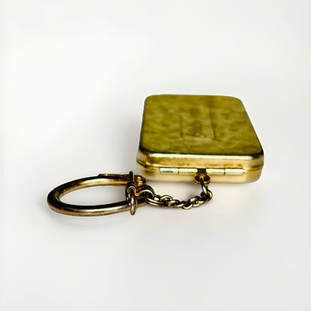 Vintage Gold Tone Charge Plate Holder Keychain Case Red Velvet Lining 1950s.
